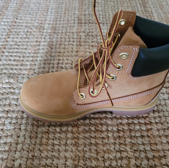 TIMBERLAND NIB! Waterproof premium Boot - Picture 1 of 5